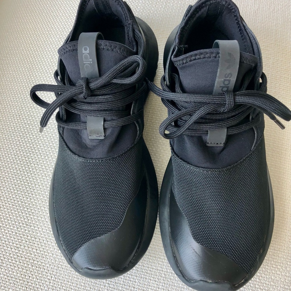 Adidas black sneaker size 6.5 7 - Picture 8 of 8